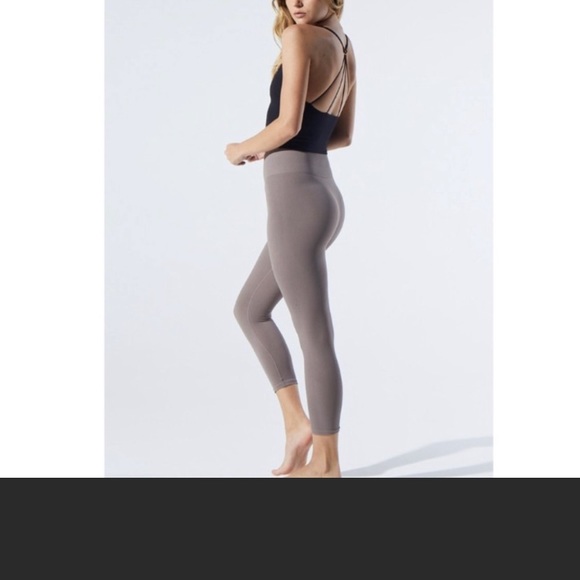 avocado yoga leggings